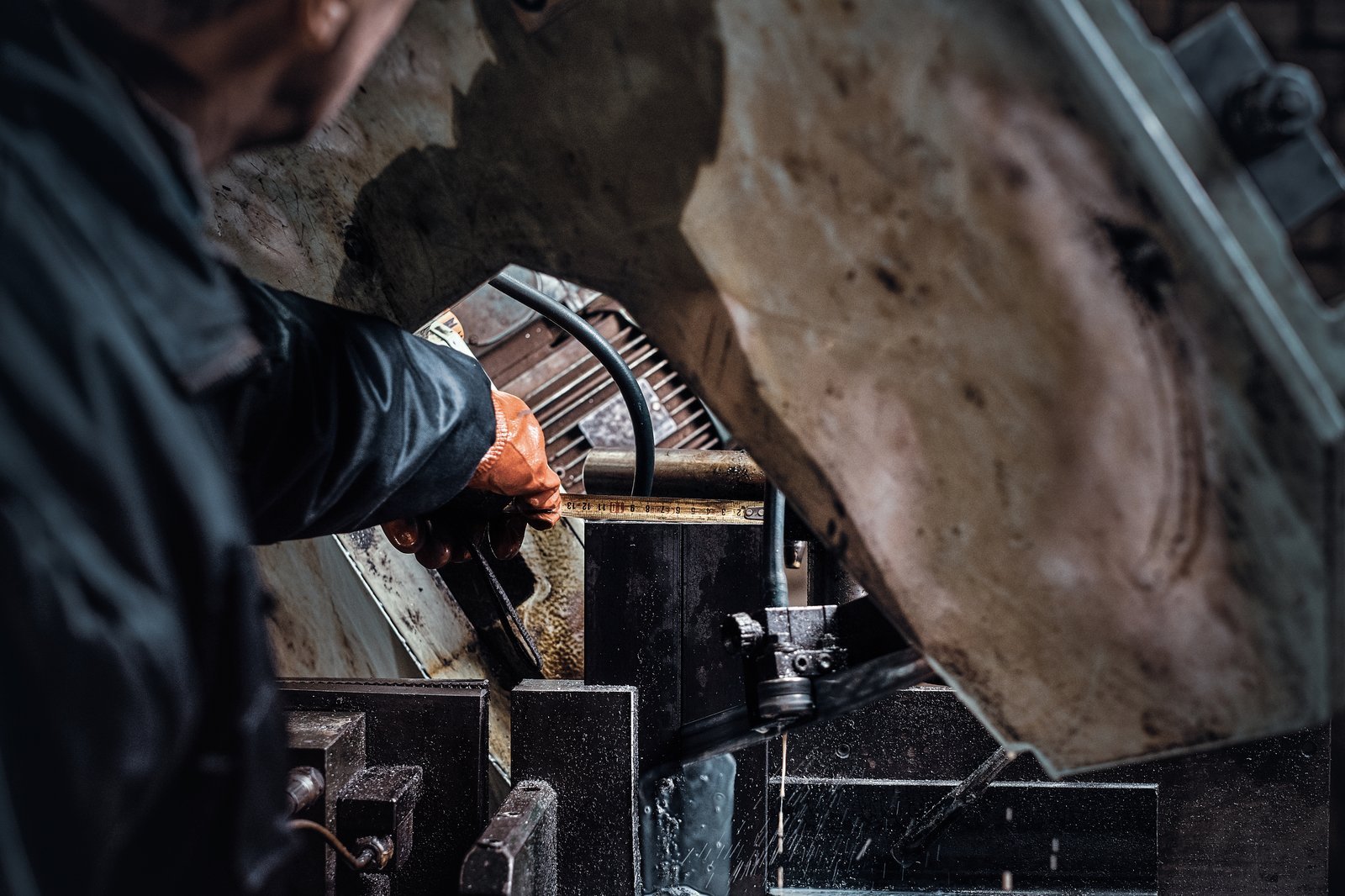 Metal Extraction hydraulic repair